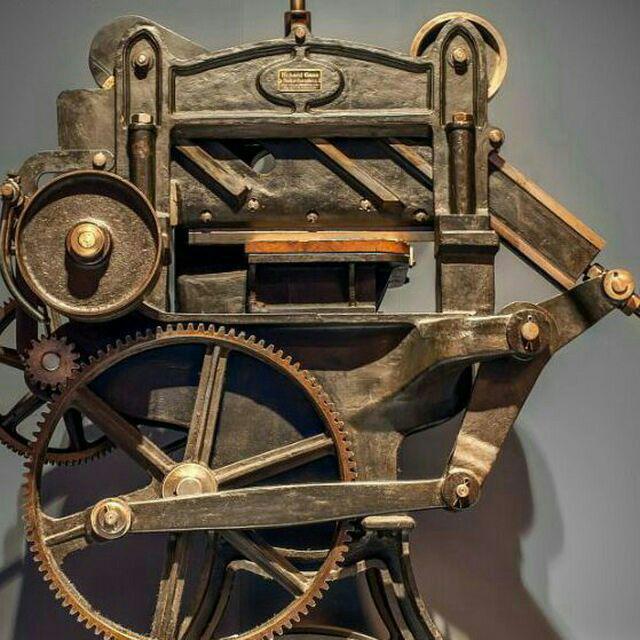 اولین دستگاههای برش صحافی